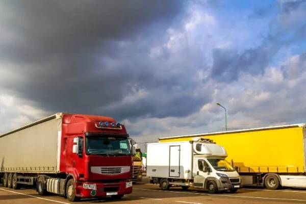 Adana Pülümür Nakliyat Ambarları
